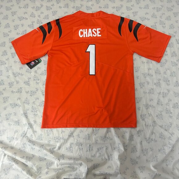 NFL Jamarr Chase Cincinnati Bengals Nike Dri Fit #1 Jersey - Picture 3 of 7